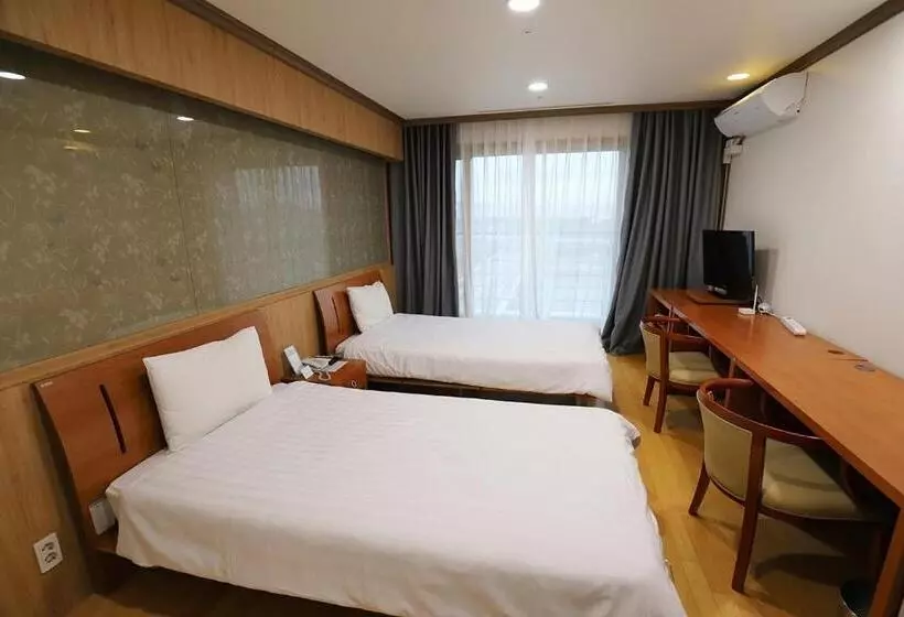 I Hotel Daejeon