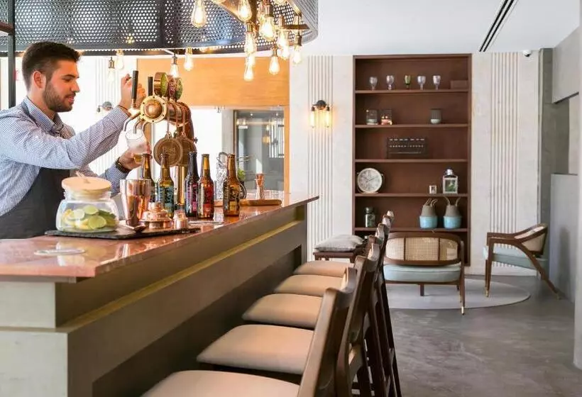 Hotelli Four Points By Sheraton Sesimbra