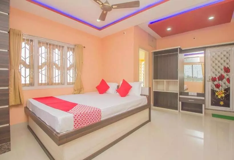 ホテル Kalpana Residency Inn