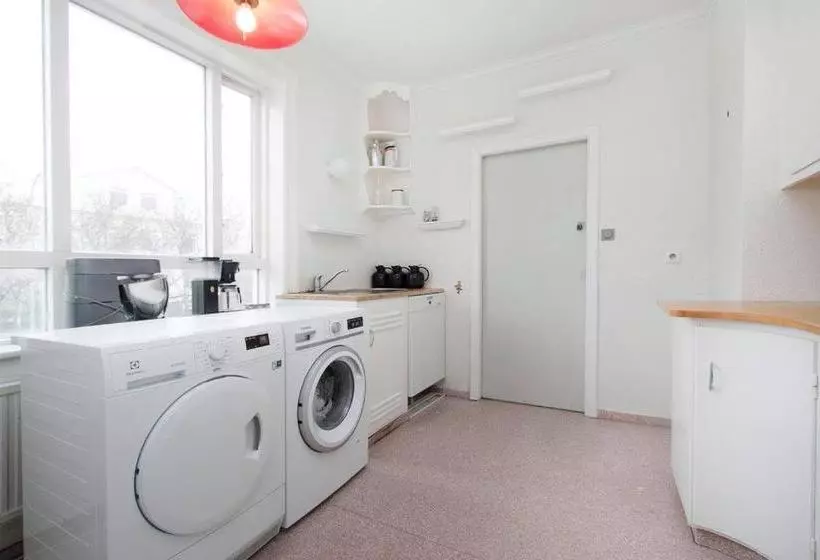 پانسیون Esja Guesthouse