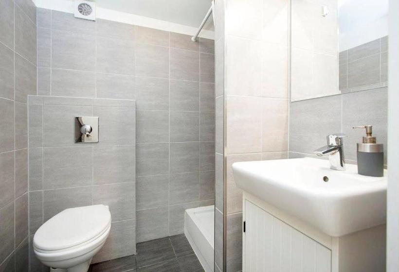 Pensão Esja Guesthouse