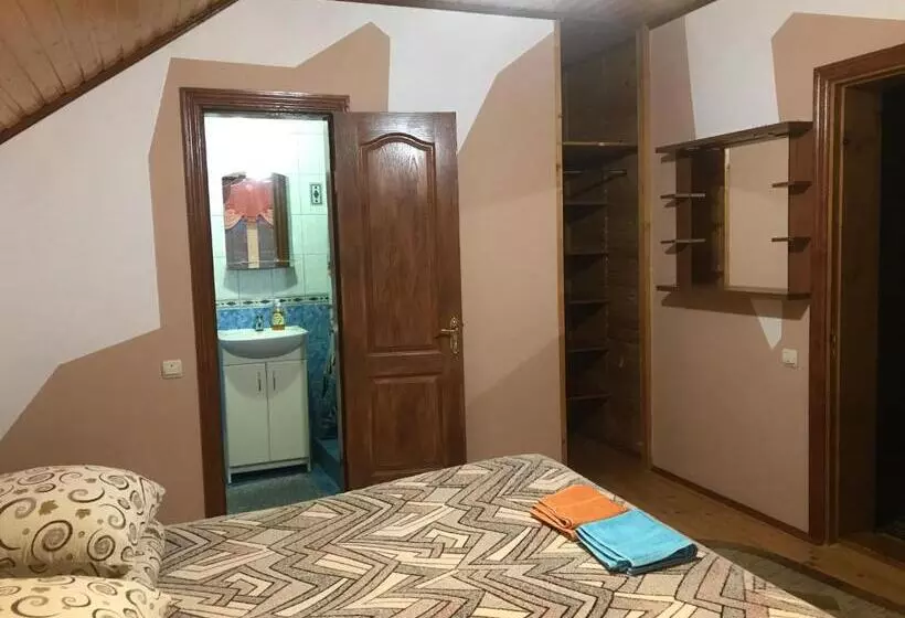 ペンション Milana Guesthouse