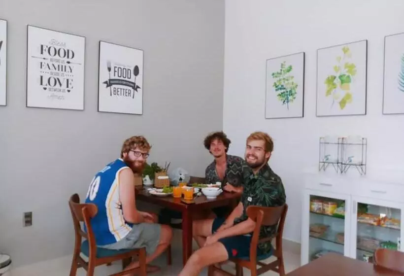 تختخواب و صبحانه Peaceful House Hostel