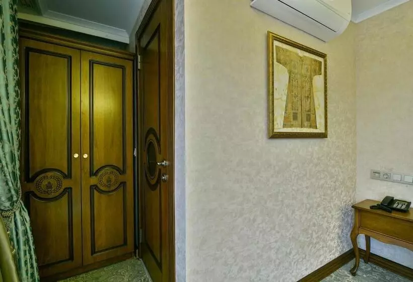 هتل Basilica Guest House