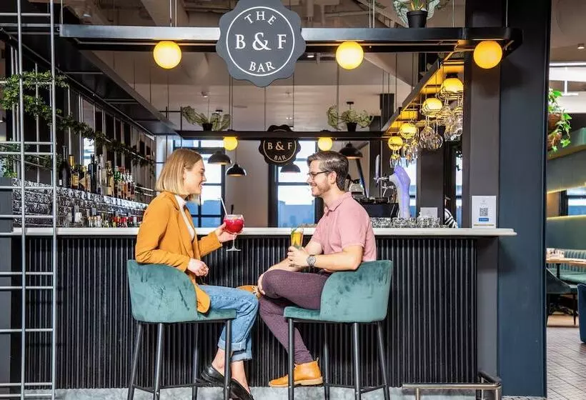 Old Bank Hotel   Lion Roars Hotels & Lodges