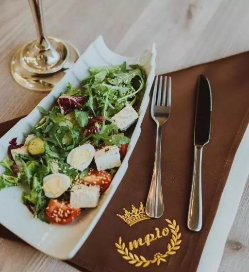 هاستل Trio Hotel Restaurant