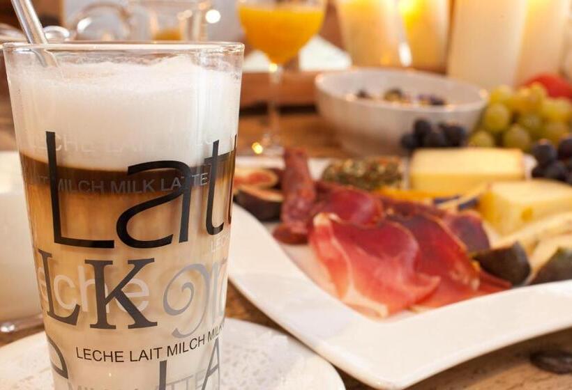 Heidi & Edith Family Apart