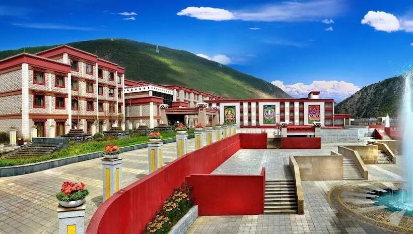 Hotelli Crowne Plaza Yading By Ihg