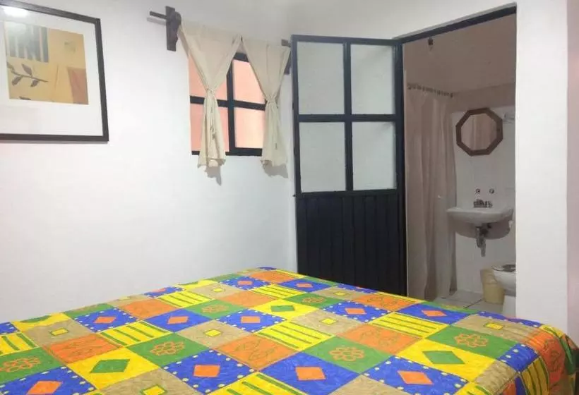 هتل Hacienda Morales