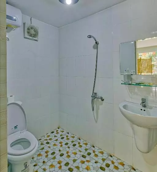 هتل Le Robinet Homestay