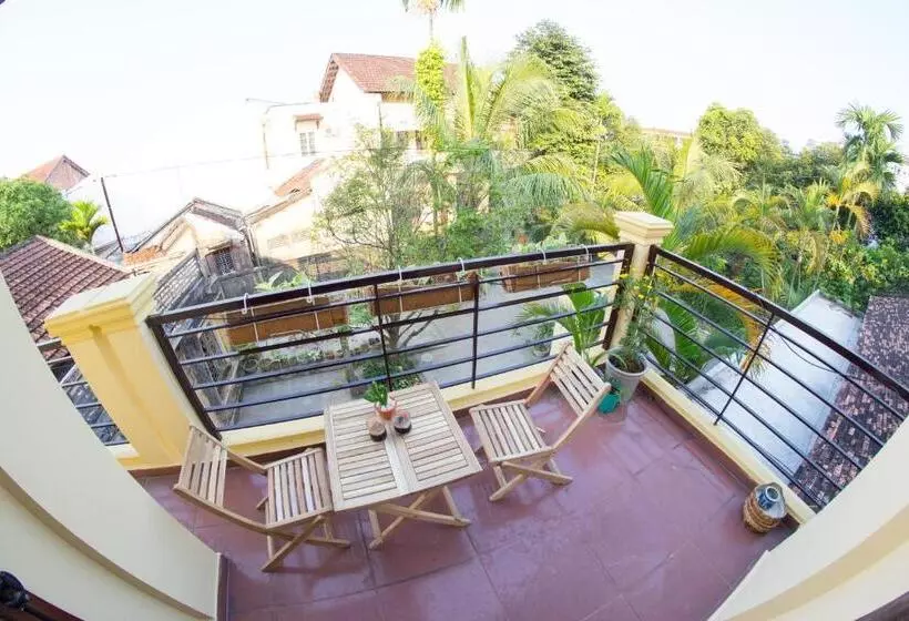 هتل Le Robinet Homestay