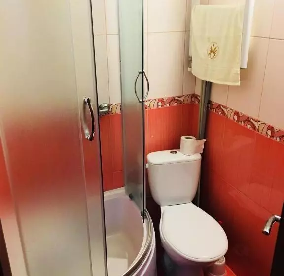 Majatalo кімнати біля замку