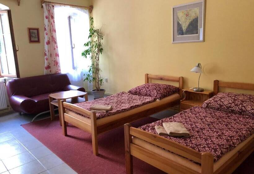 Panzió Guest House U Náhonu