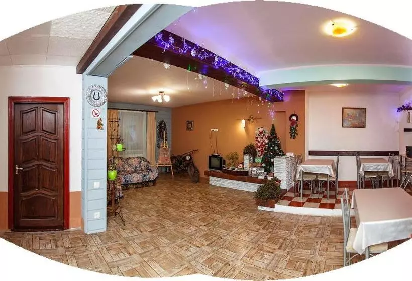 Majatalo захарова оселя