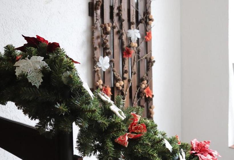 Pensiune захарова оселя