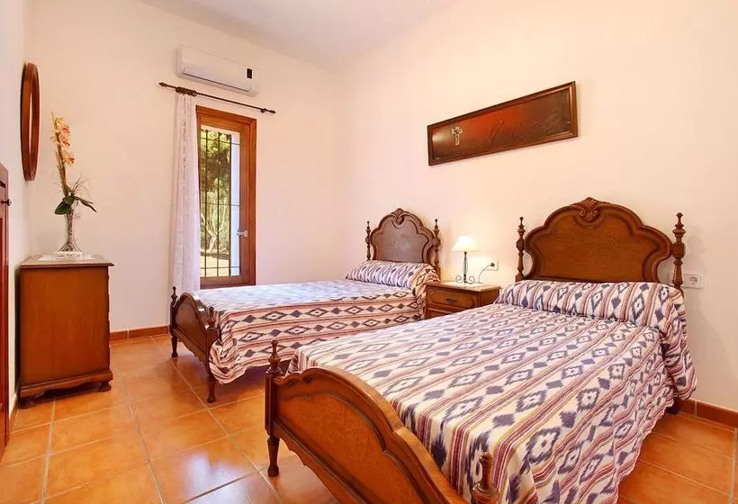Finca Angoixes