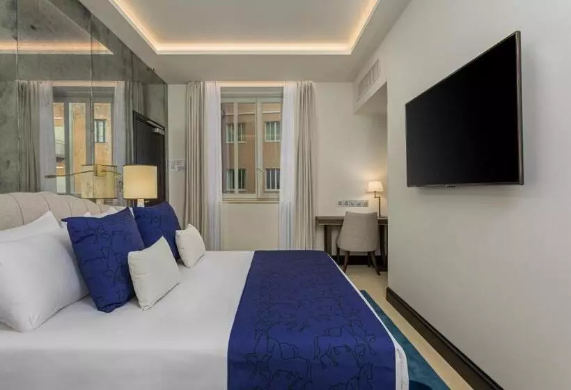 Hotel Room Mate Filippo