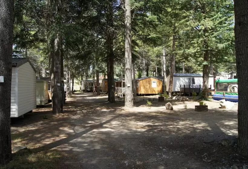 Hotelli Camping La Source