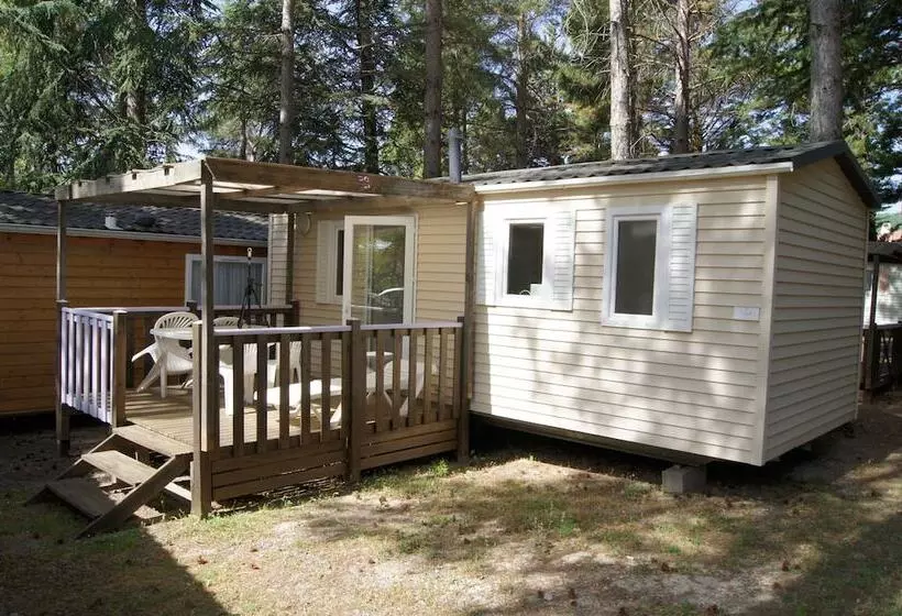 Hotelli Camping La Source