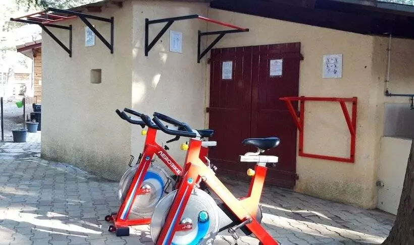 Hotelli Camping La Source