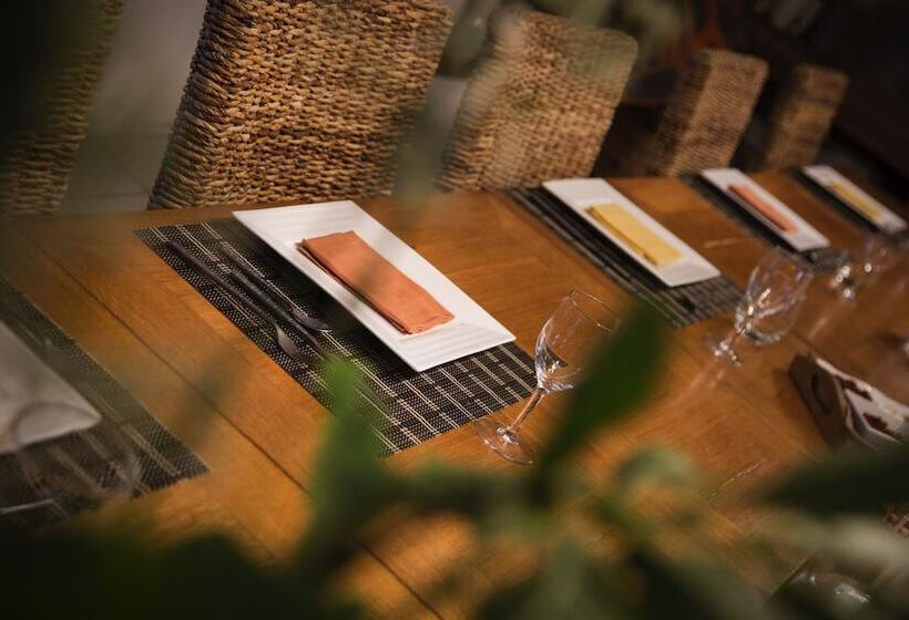 بنسيون La Petite Cour Verte