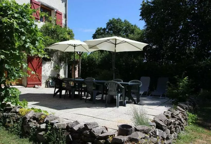 ベッドアンドブレックファースト Combrailleurs