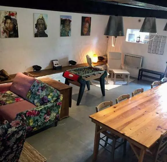 ベッドアンドブレックファースト Combrailleurs