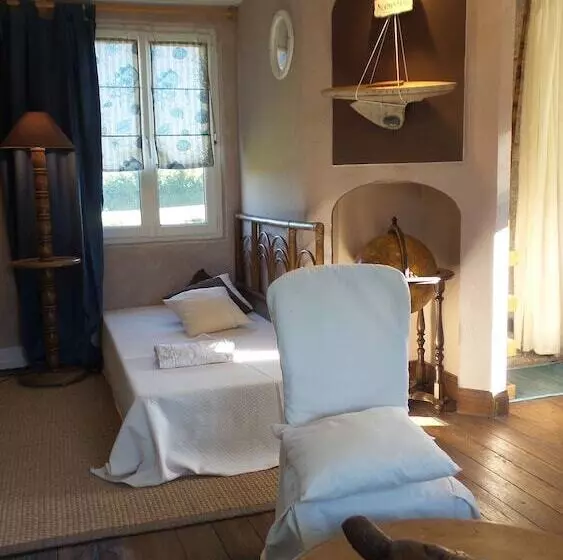 ベッドアンドブレックファースト Chambres D Hôtes   Les Vallées