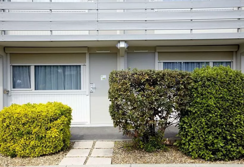 هتل Campanile Béziers A9/a75