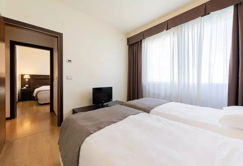 هتل Delfino Venezia Mestre