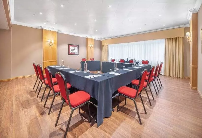 בית מלון כפרי Dom Pedro Lisboa