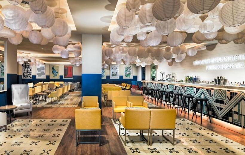 Hotel H10 Las Palmeras