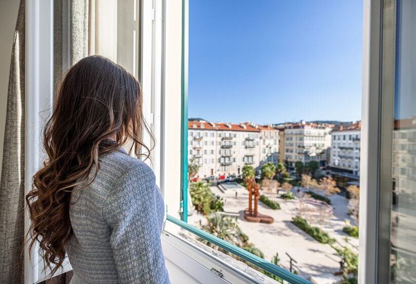 هتل Apollinaire Nice