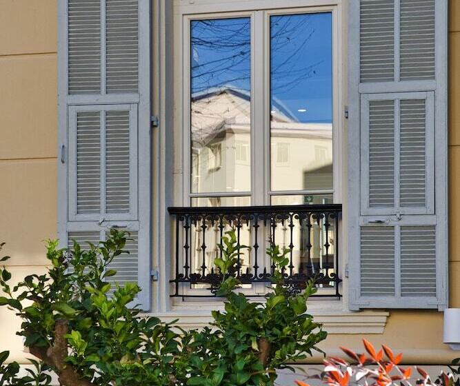 هتل Apollinaire Nice