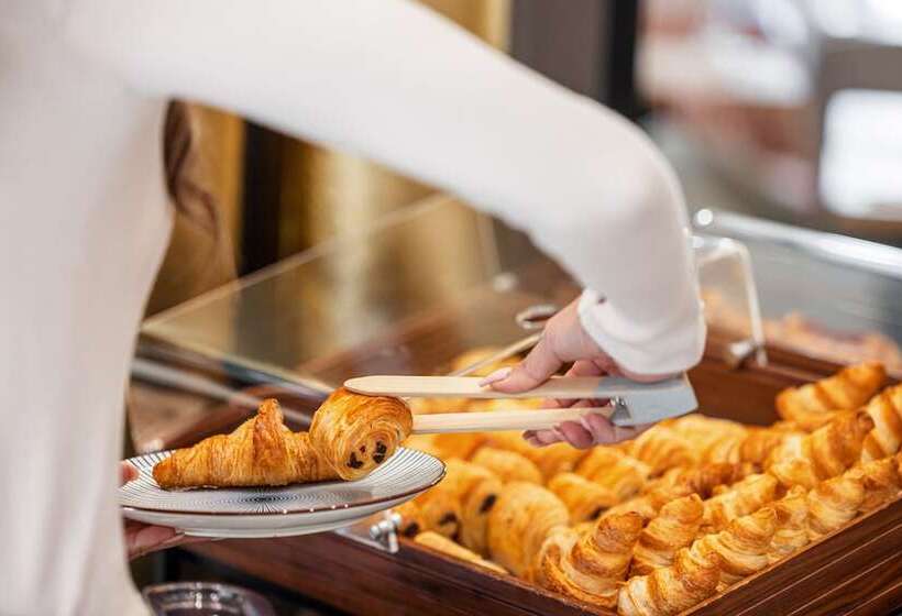 هتل Apollinaire Nice