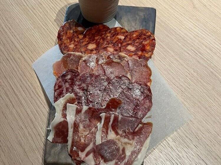 هتل Ibis Alcala De Henares La Garena