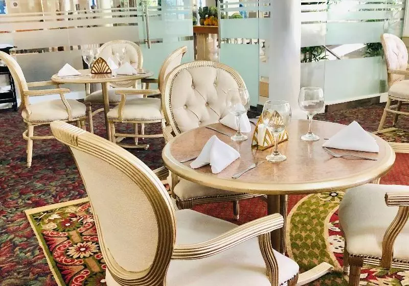 هتل La Casona Dorada