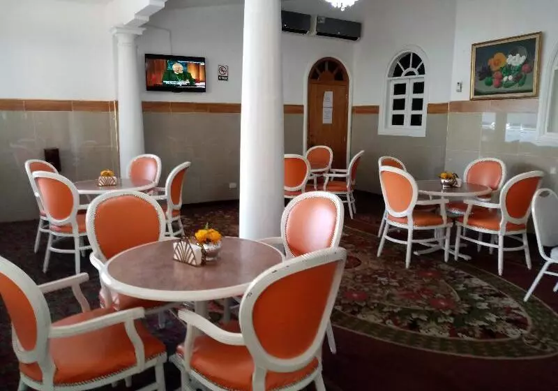 هتل La Casona Dorada