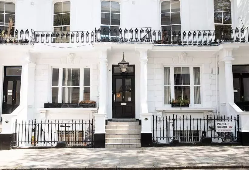 ホテル Princes Square