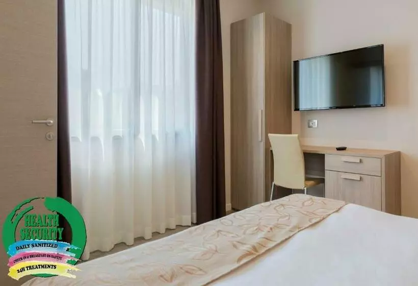 هتل Delfino Venezia Mestre