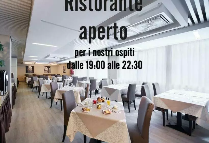 هتل Delfino Venezia Mestre