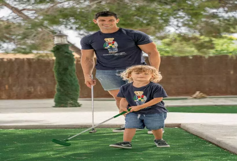 אתר נופש Magic Robin Hood