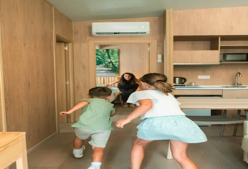 אתר נופש Magic Robin Hood