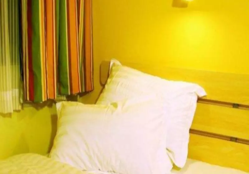 هتل 7 Days Inn Lanzhou Jingning Road