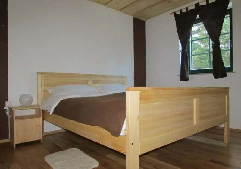 هتل Apartmaji Koželj