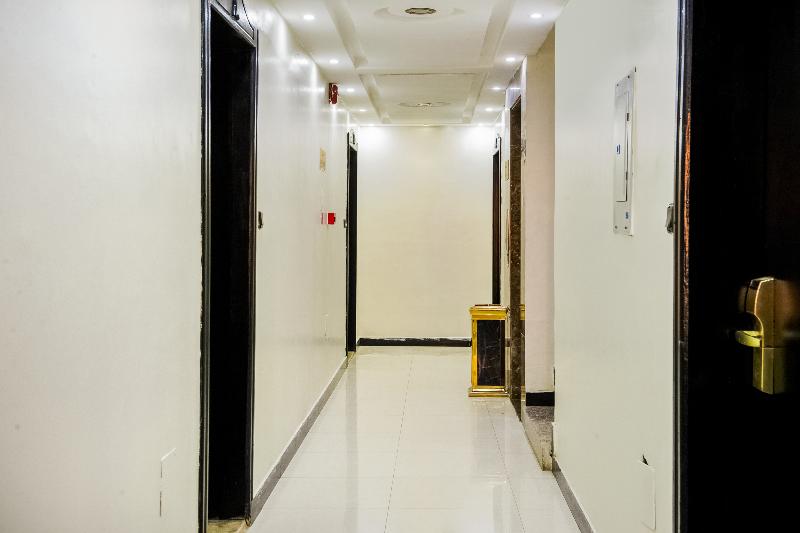 בית מלון כפרי Oyo 488 Nomas Plaza Of Housing Units