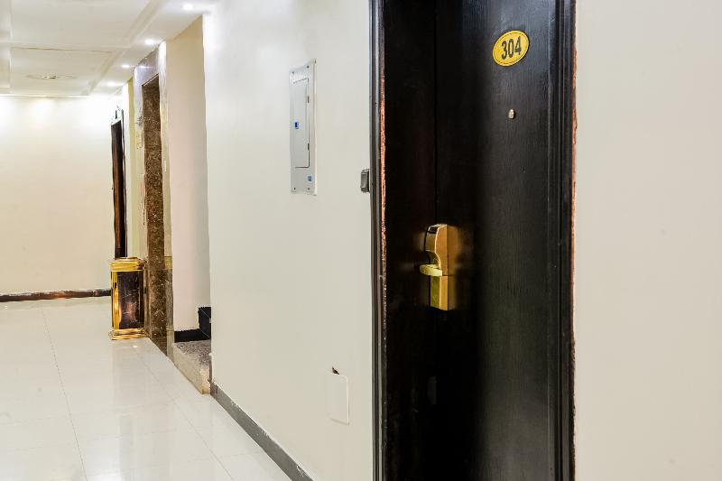 בית מלון כפרי Oyo 488 Nomas Plaza Of Housing Units