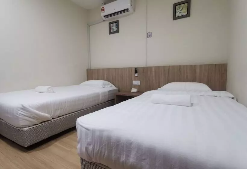 ホテル Spot On 90084 Room 123