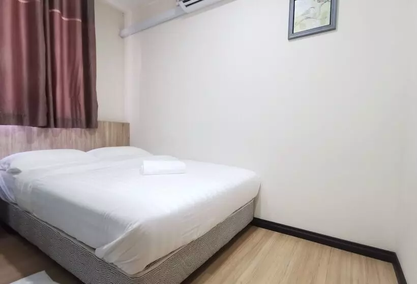 ホテル Spot On 90084 Room 123