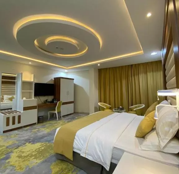 ホテル Alfaw Plaza